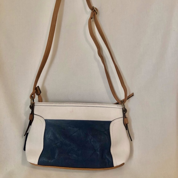 Giani Bernini Leather Crossbody Bag - Picture 1 of 15